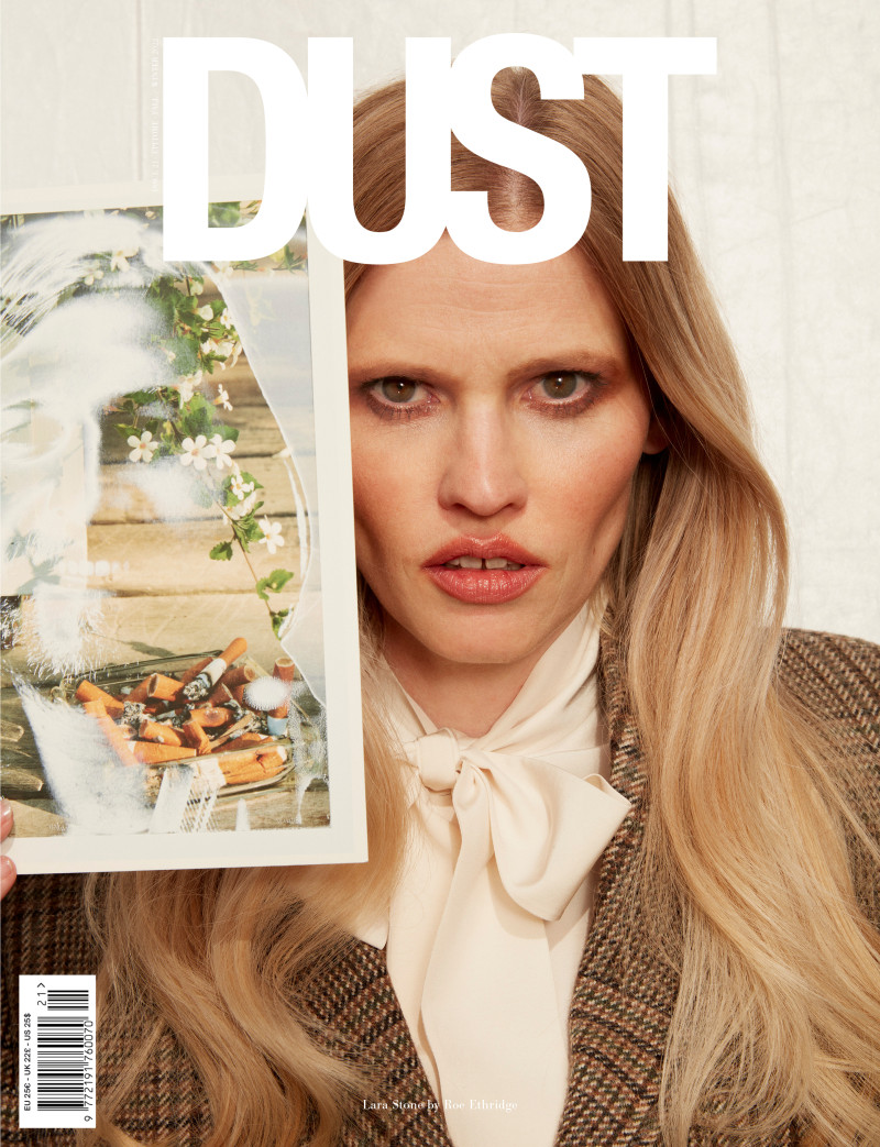 Lara Stone featured in Lara, September 2022