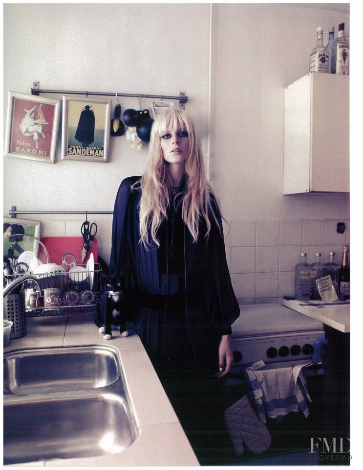 Quinta Witzel featured in Electric Ladyland, September 2012