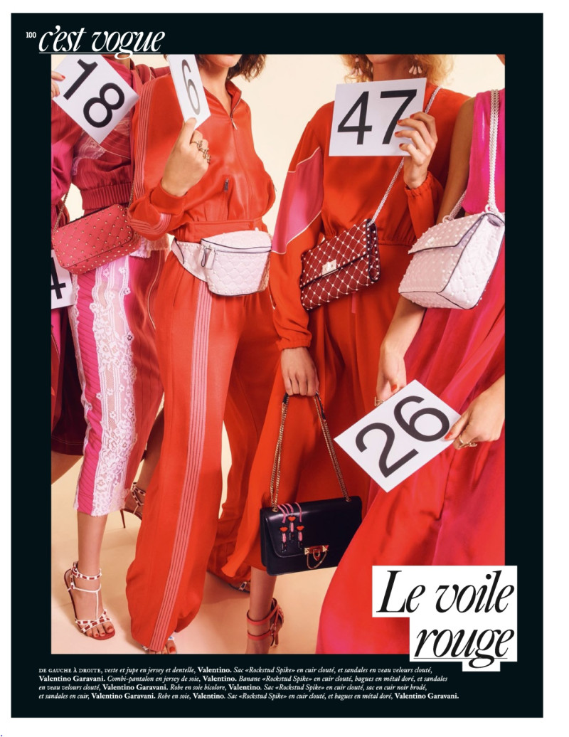 C\'est Vogue, December 2017