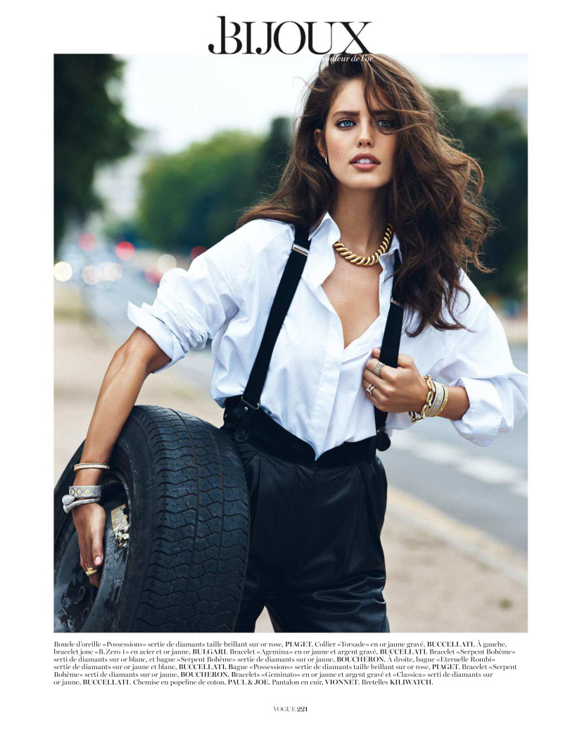 Emily DiDonato featured in La Couleur De L\'or, September 2013