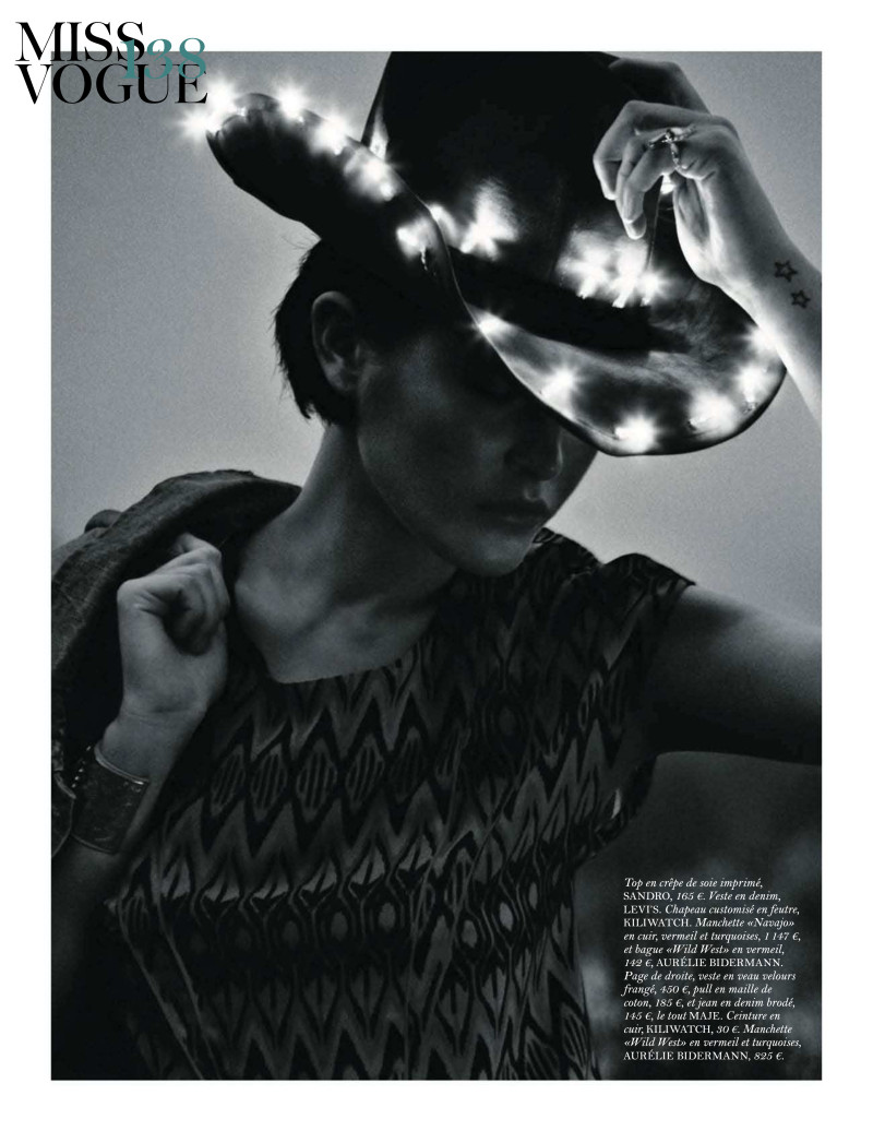 Catherine McNeil featured in Vent D\'ouest, February 2012