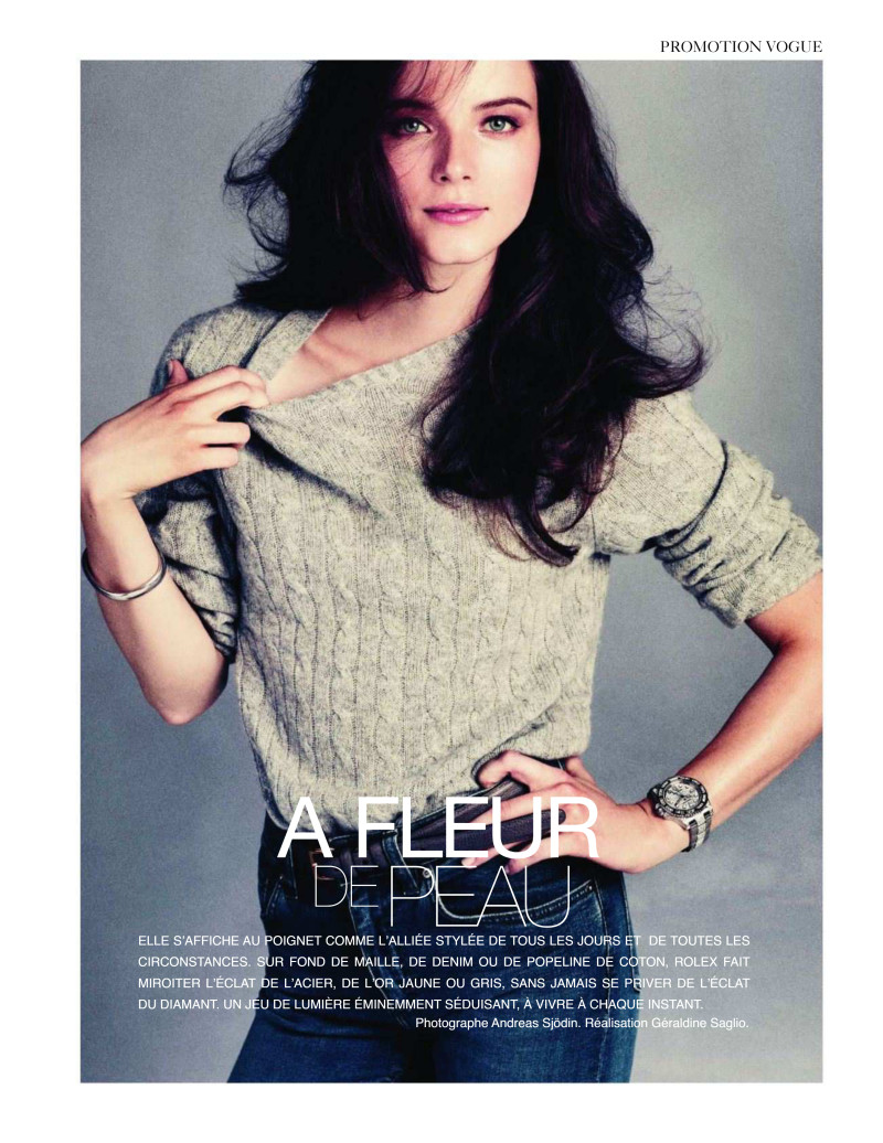 Anna de Rijk featured in A Fleur De Peau, September 2011