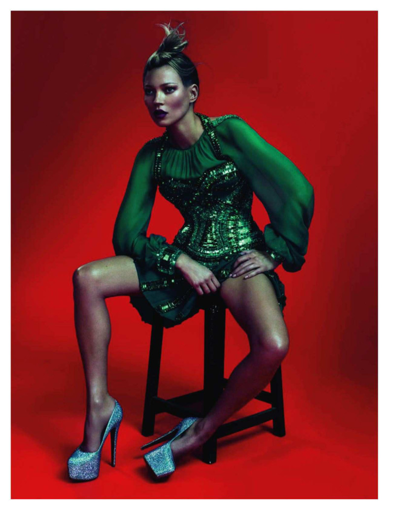 Kate Moss featured in Haute Couture Été 2011, May 2011