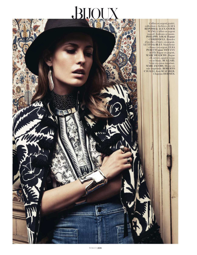 Nadja Bender featured in Le Goût De L\'argent, March 2014