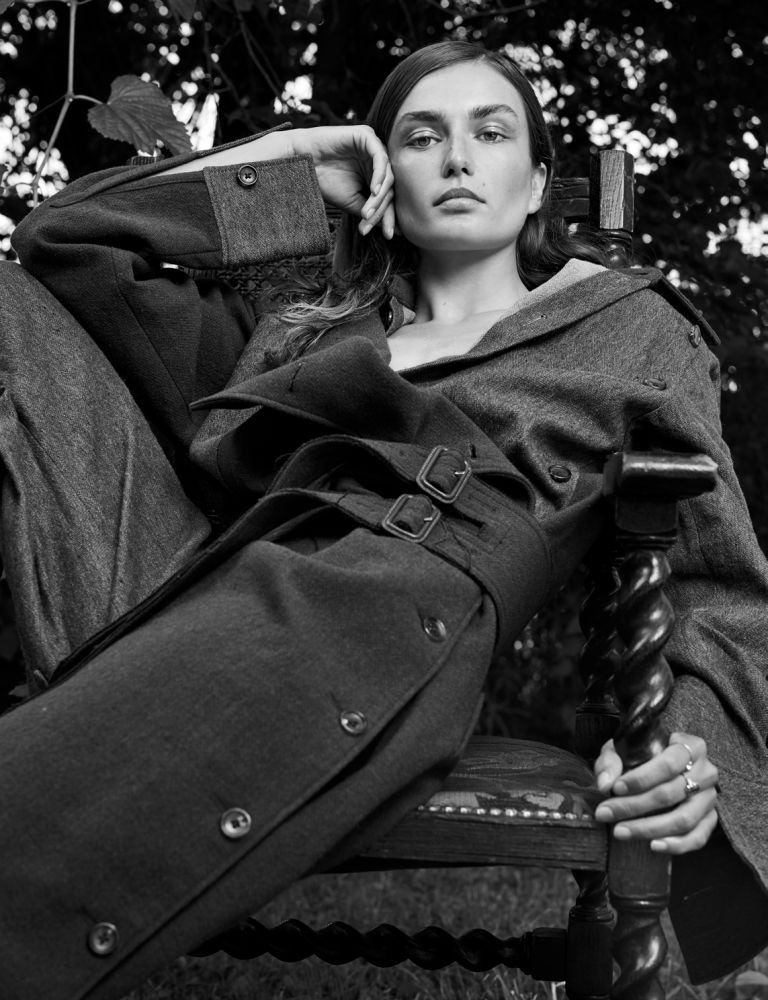 Andreea Diaconu featured in Andreea Diaconu, September 2017