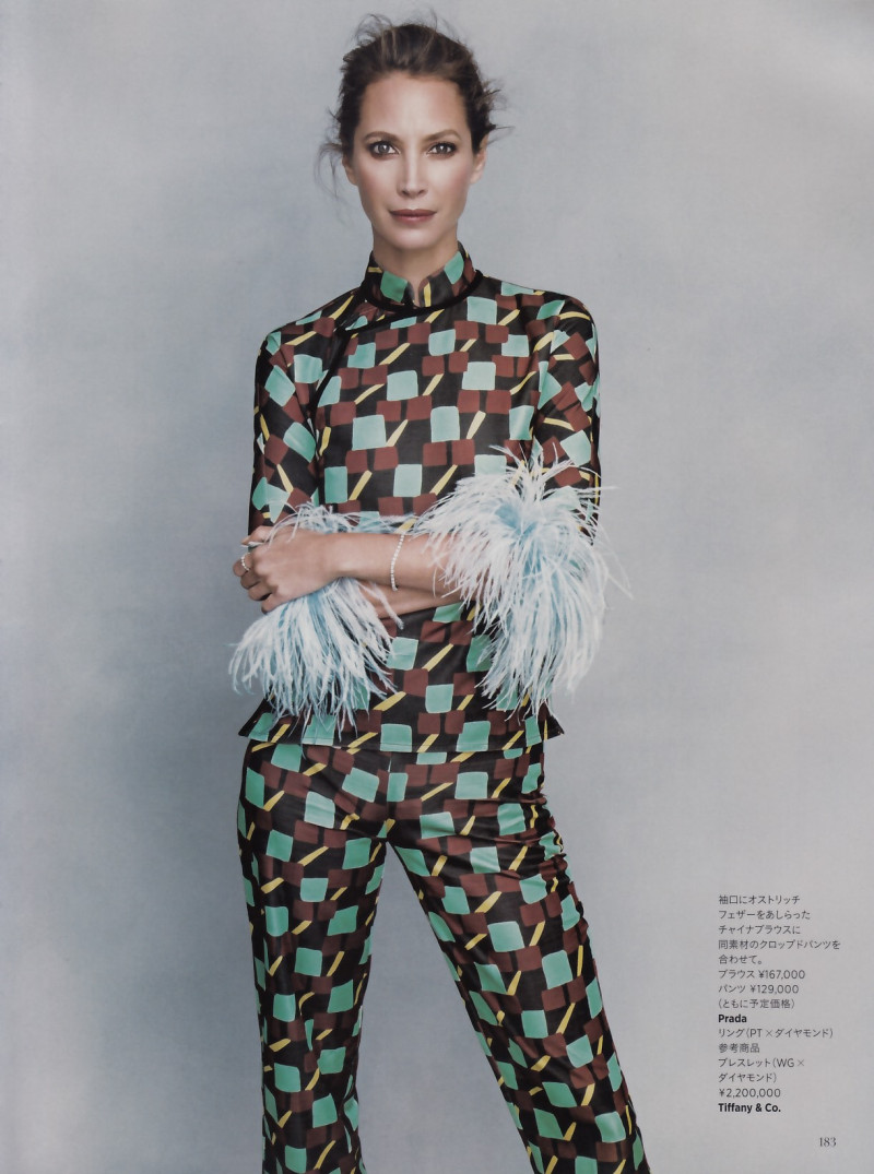 Christy Turlington featured in Live this way, April 2024