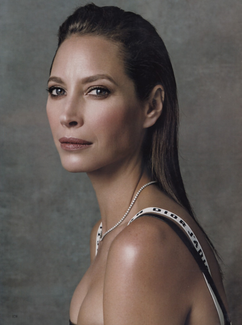 Christy Turlington featured in Live this way, April 2024