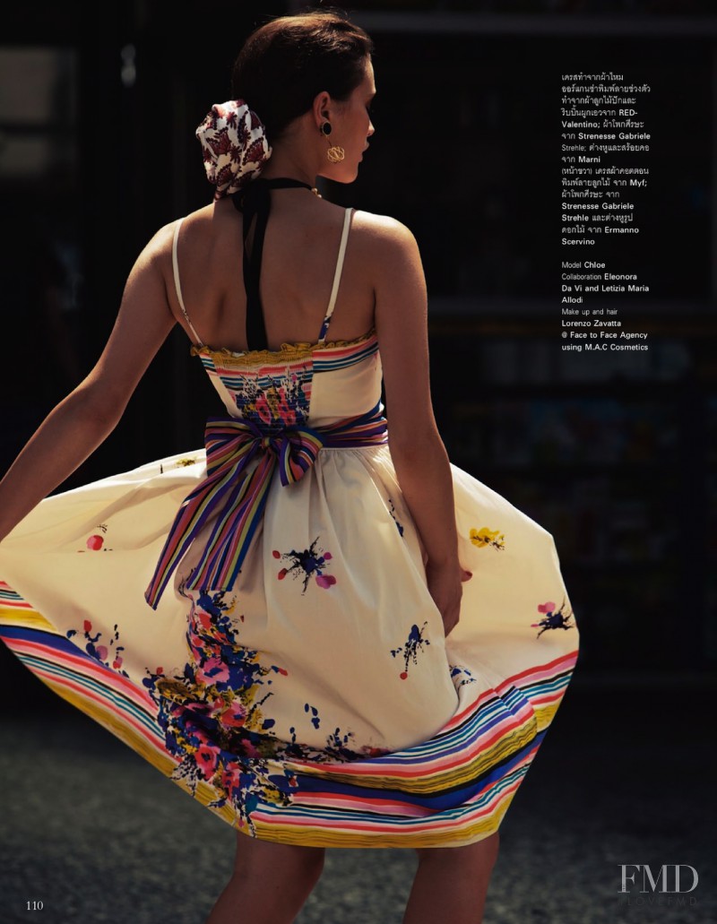 Chloé Lecareux featured in Flowers In 3D, April 2013