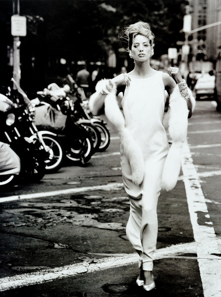 Christy Turlington featured in La Dolce Vita, December 1989