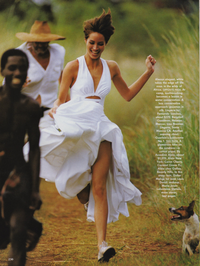 Christy Turlington featured in Tropical whites, May 1990