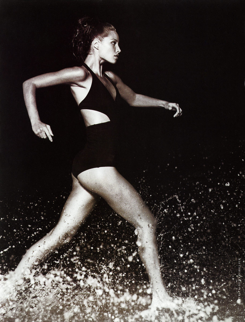 Christy Turlington featured in Wet mischief, November 1992