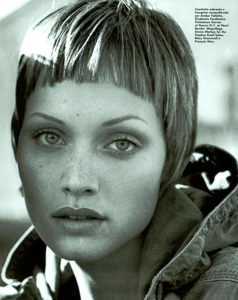 Amber Valletta featured in The girls , May 1993