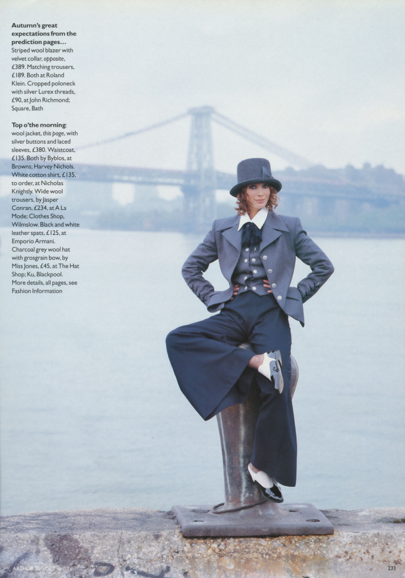 Christy Turlington featured in Artful dodgers, October 1993