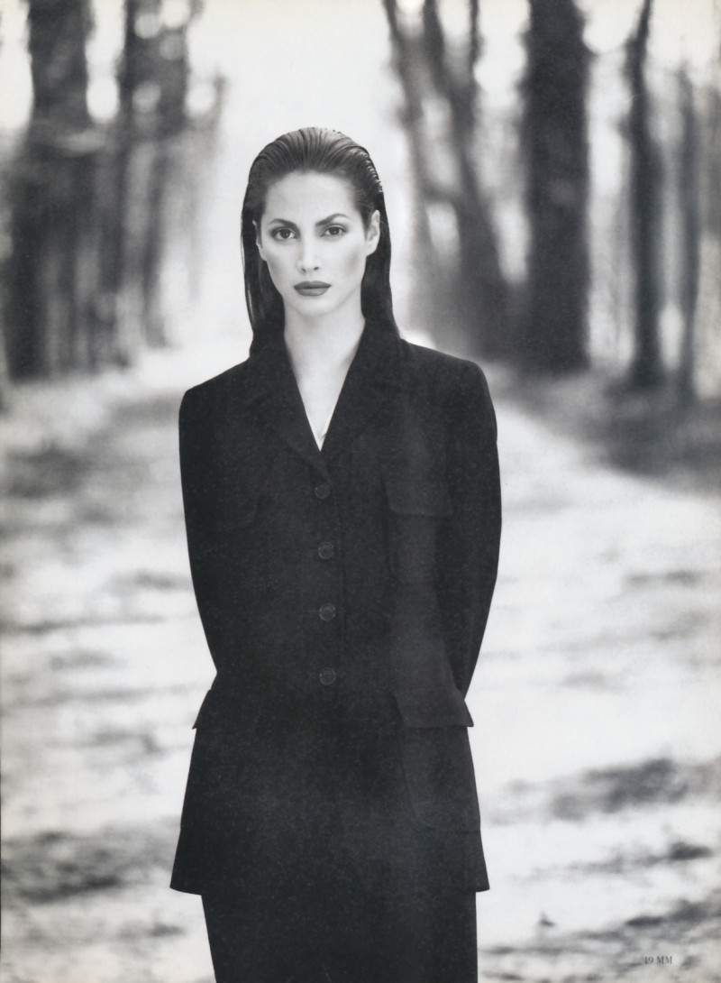 Christy Turlington featured in Nuova naturalezza, September 1995