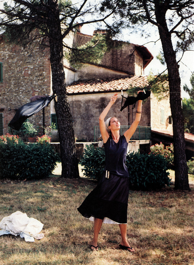 Christy Turlington featured in La dolce vita, November 1998