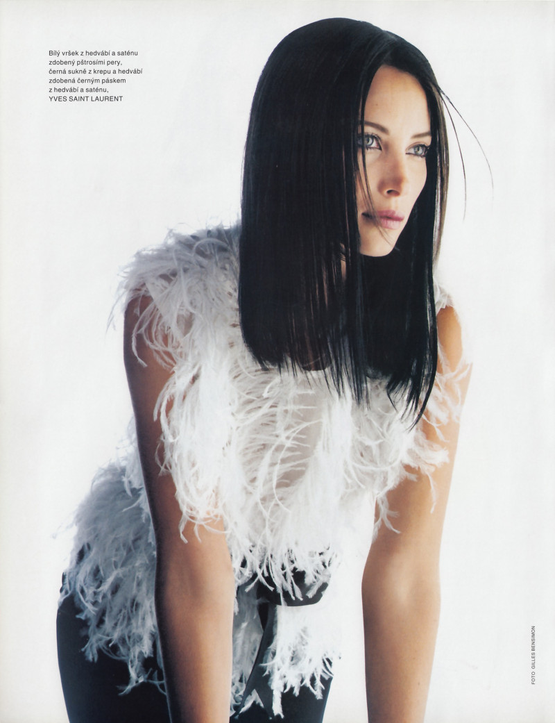 Christy Turlington featured in To nejlepsi na konec, December 1999