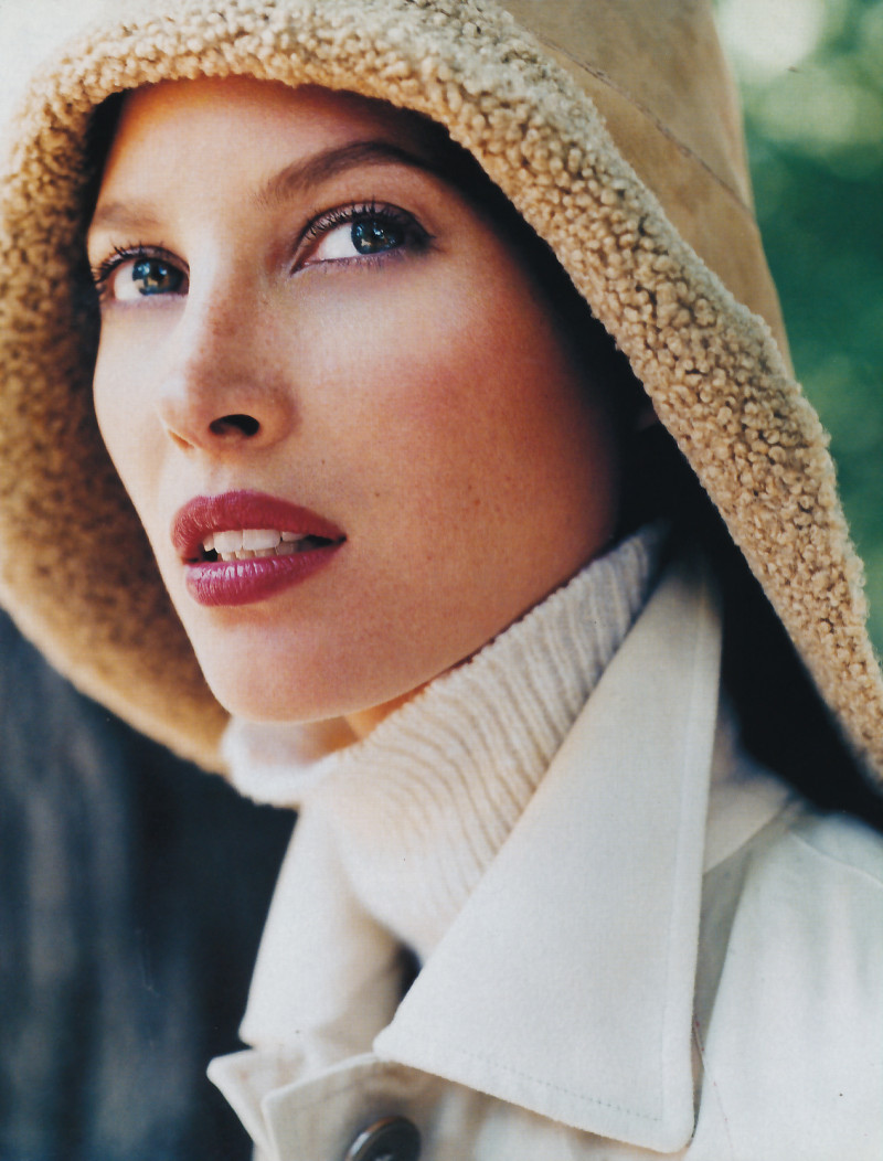 Christy Turlington featured in Perfect match, November 1999