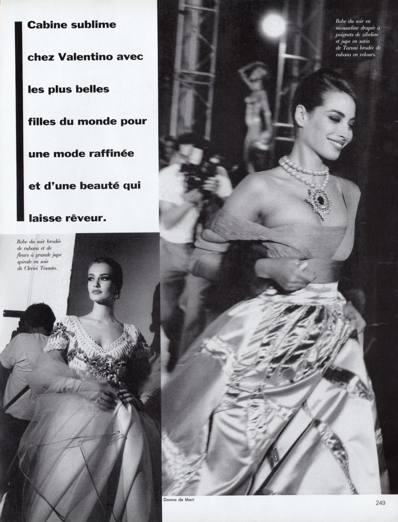 Christy Turlington featured in Dans les coulisses de la mode, December 1999