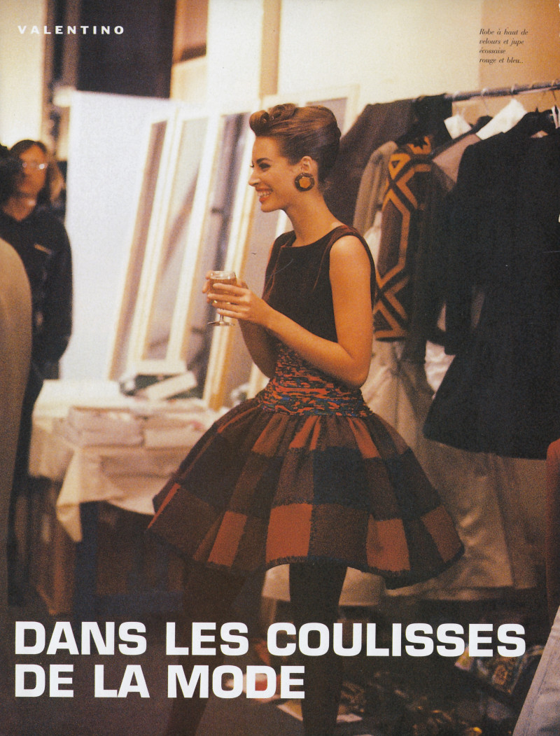 Christy Turlington featured in Dans les coulisses de la mode, December 1999