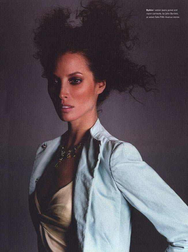 Christy Turlington featured in Sitting pretty, March 2000