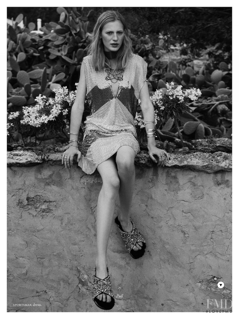 Julia Nobis featured in You May Say I\'m A Dreamer, April 2013