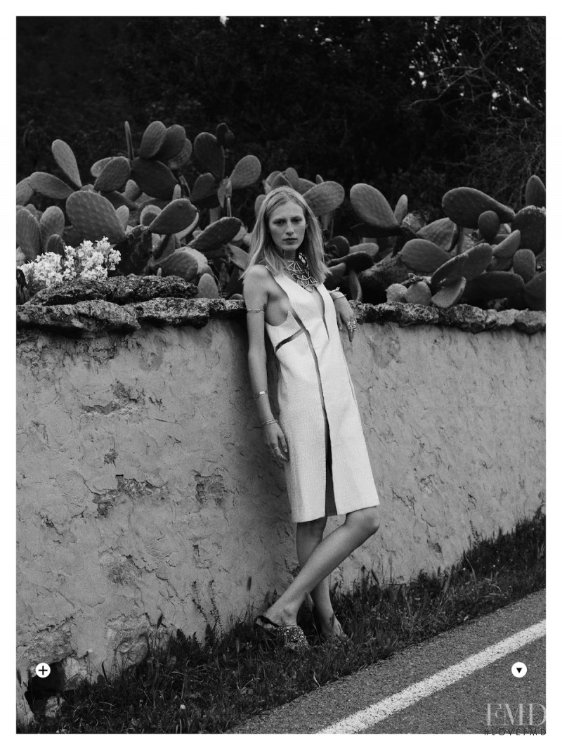 Julia Nobis featured in You May Say I\'m A Dreamer, April 2013