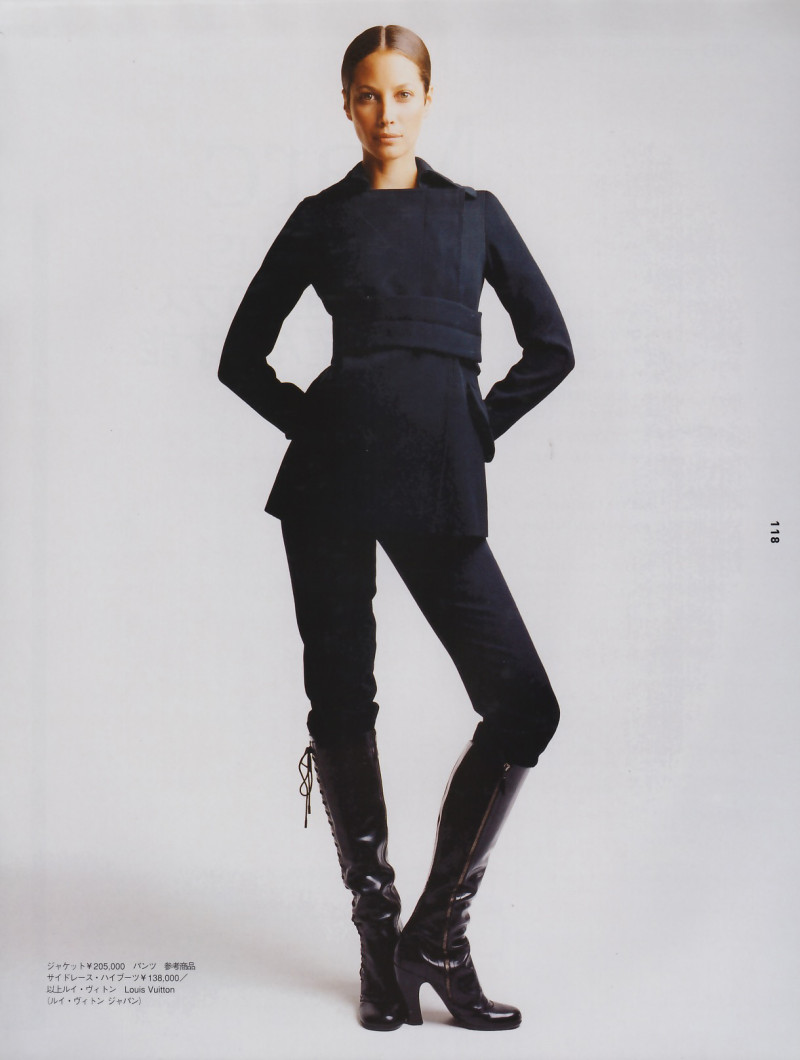 Christy Turlington featured in Marc of genius, January 2002