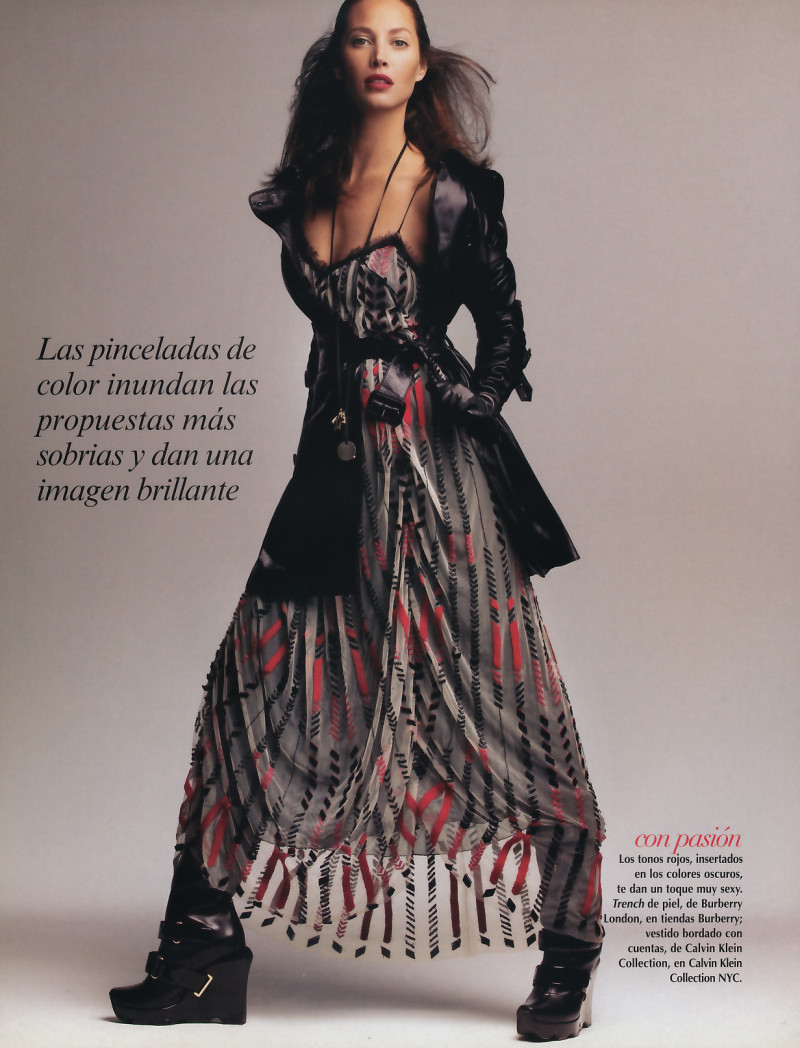 Christy Turlington featured in El nuevo negro, December 2006