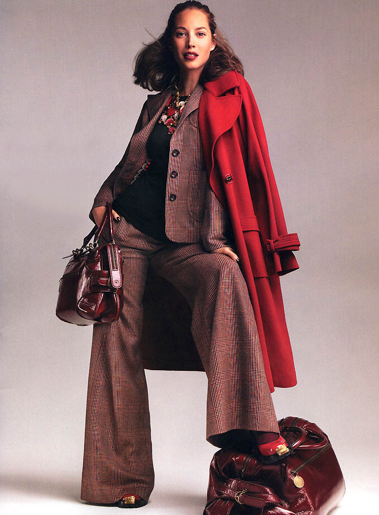 Christy Turlington featured in Red is the new black, August 2006