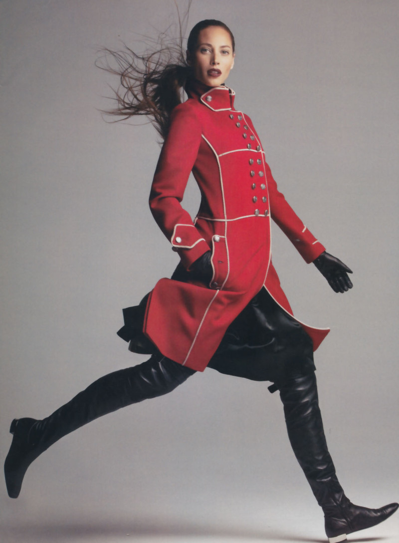 Christy Turlington featured in Red is the new black, August 2006