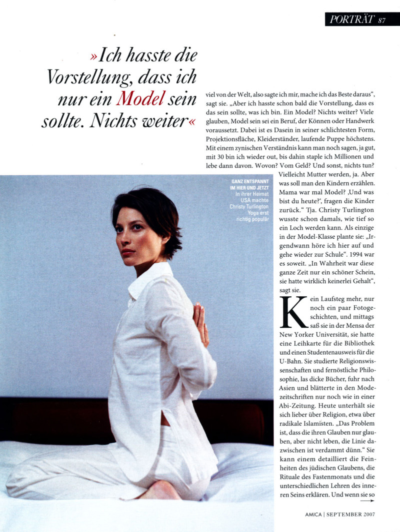 Christy Turlington featured in Die schone philosophin, September 2007