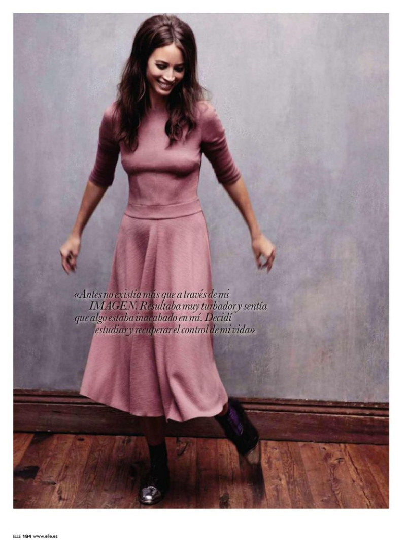 Christy Turlington featured in Cuerpo y alma, March 2011