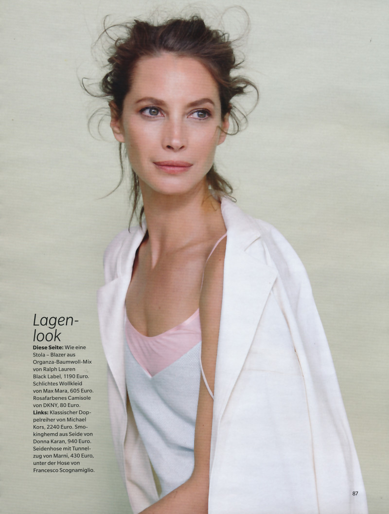 Christy Turlington featured in Weiss der Himmel, July 2014