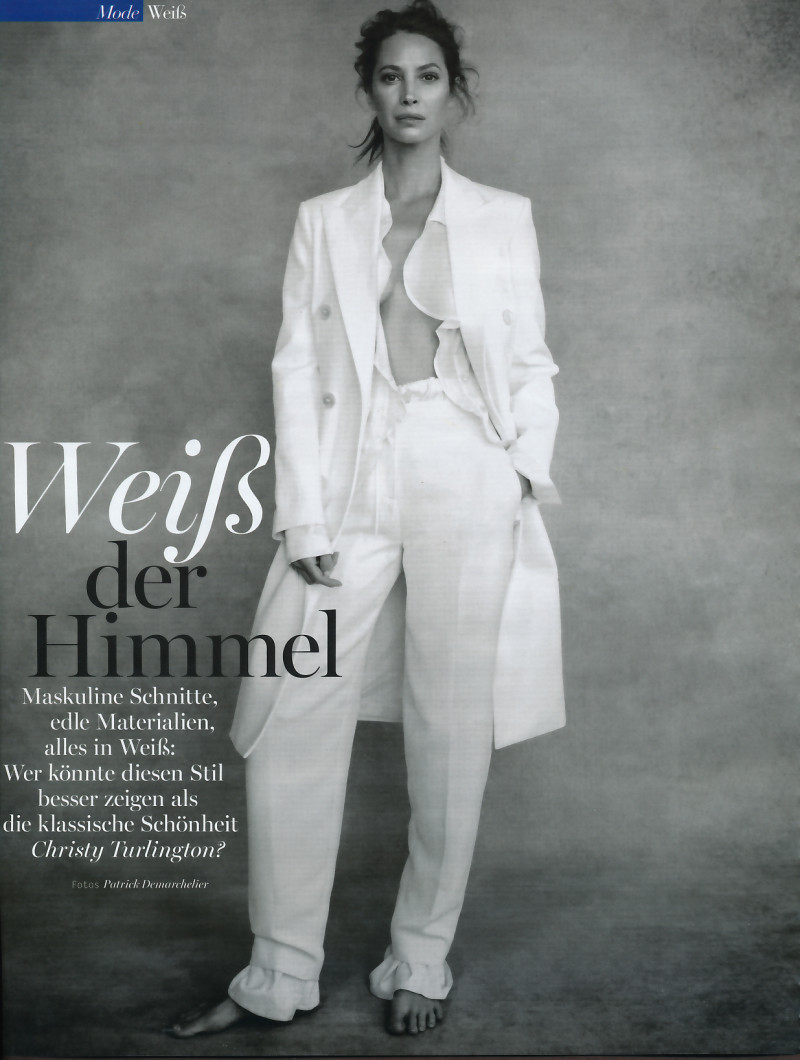 Christy Turlington featured in Weiss der Himmel, July 2014