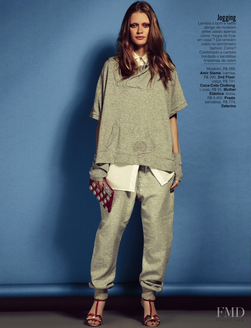 Thais Custodio featured in Comfort Deluxe, April 2013