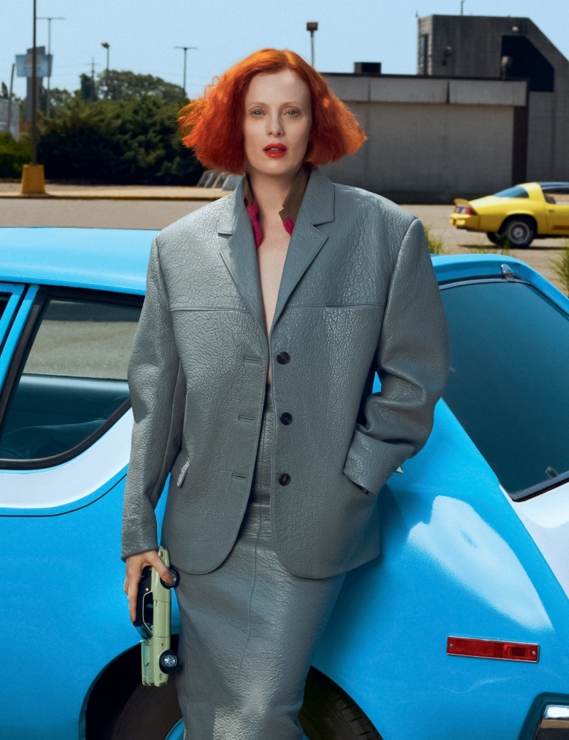 Karen Elson featured in Fast And Furiously Chic, September 2023