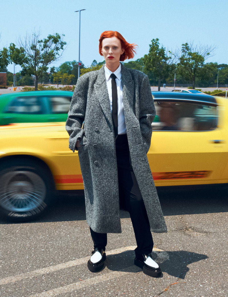 Karen Elson featured in Fast And Furiously Chic, September 2023