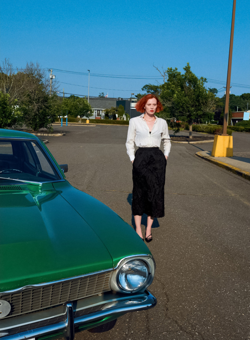 Karen Elson featured in Fast And Furiously Chic, September 2023