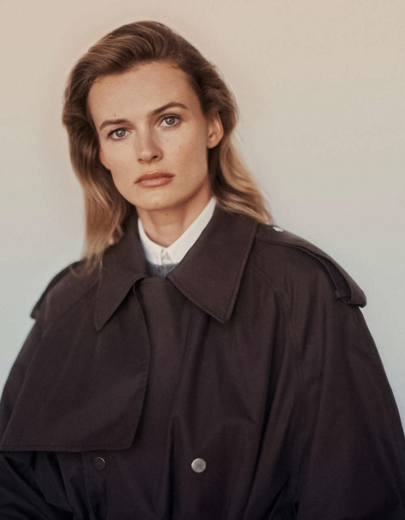 Edita Vilkeviciute featured in Special Luxe: Legend D\'Automne, September 2023