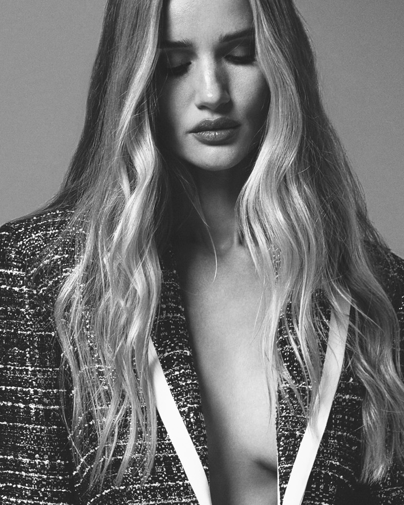 Rosie Huntington-Whiteley featured in Rosie Huntington-whiteley On Modeling Motherhood And Motivation, March 2023