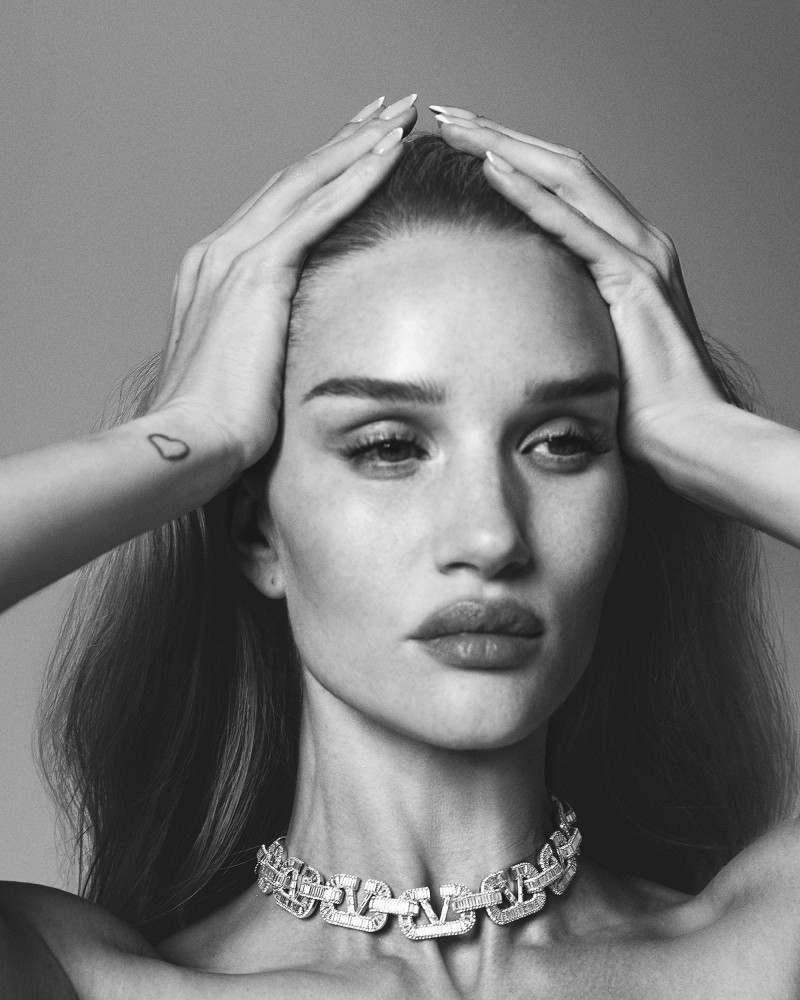 Rosie Huntington-Whiteley featured in Rosie Huntington-whiteley On Modeling Motherhood And Motivation, March 2023