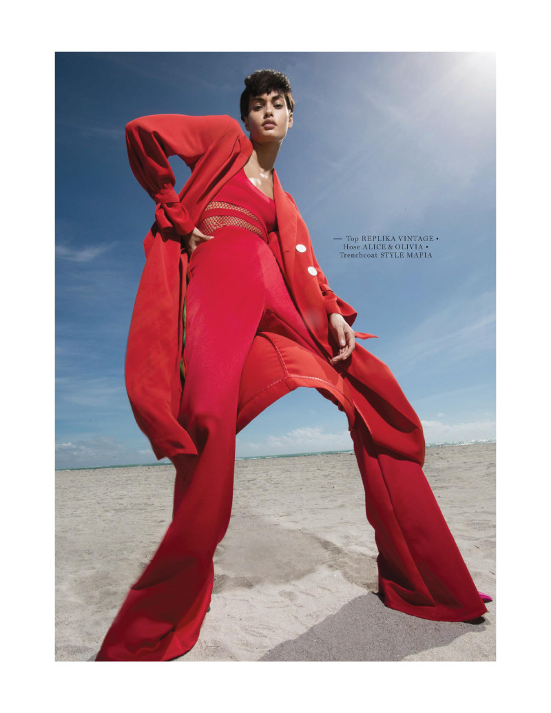 Gizele Oliveira featured in Rosa Rot, May 2018