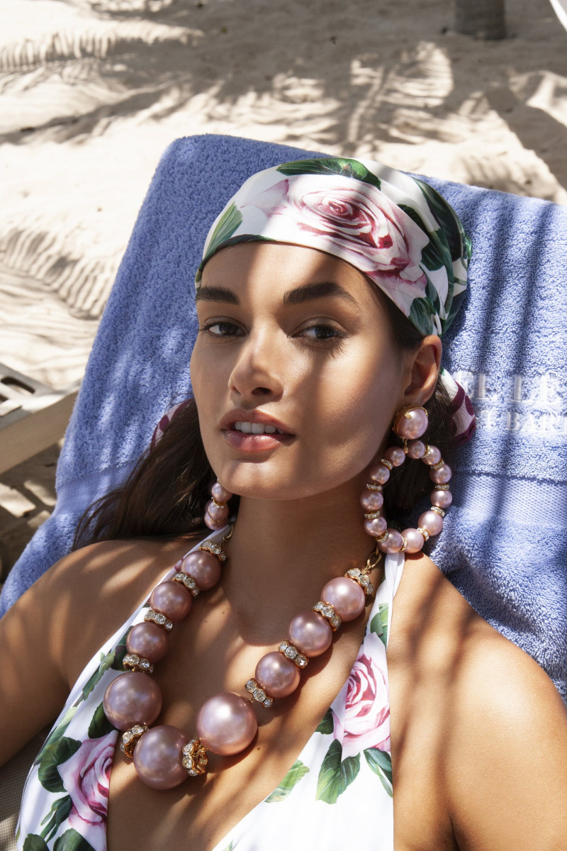 Gizele Oliveira featured in Gizele Oliveira, December 2019