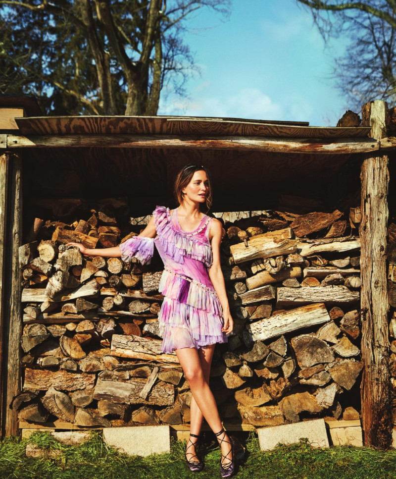 Pania Rose featured in Glamour In The Country, February 2016