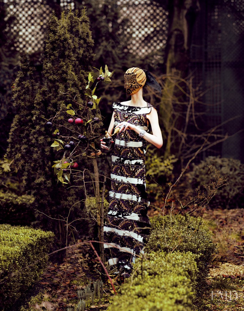 Zuzanna Bijoch featured in Haute Couture, April 2013