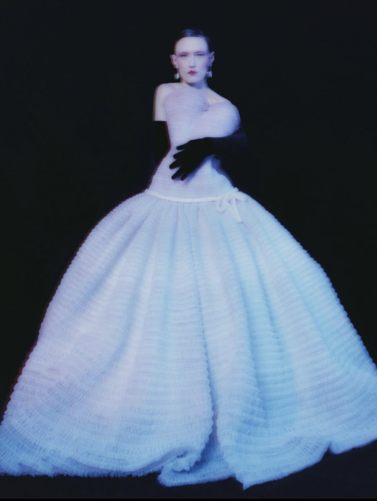 Sleek & Chic, June 2023
