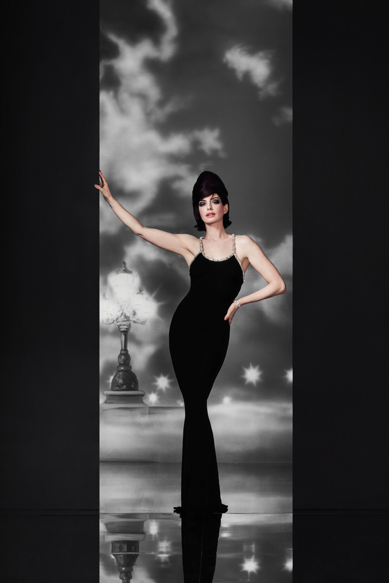 Anne Hathaway Delivers Parisian Chic, January 2021