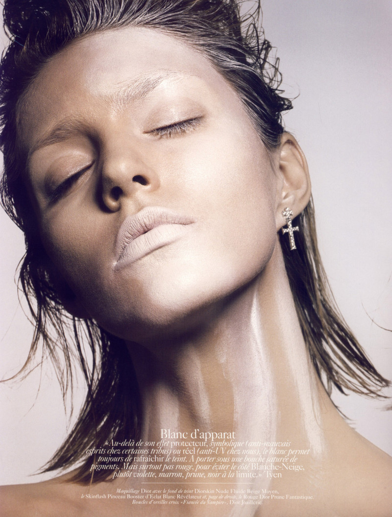 Anja Rubik featured in Peintures de guerre, November 2009