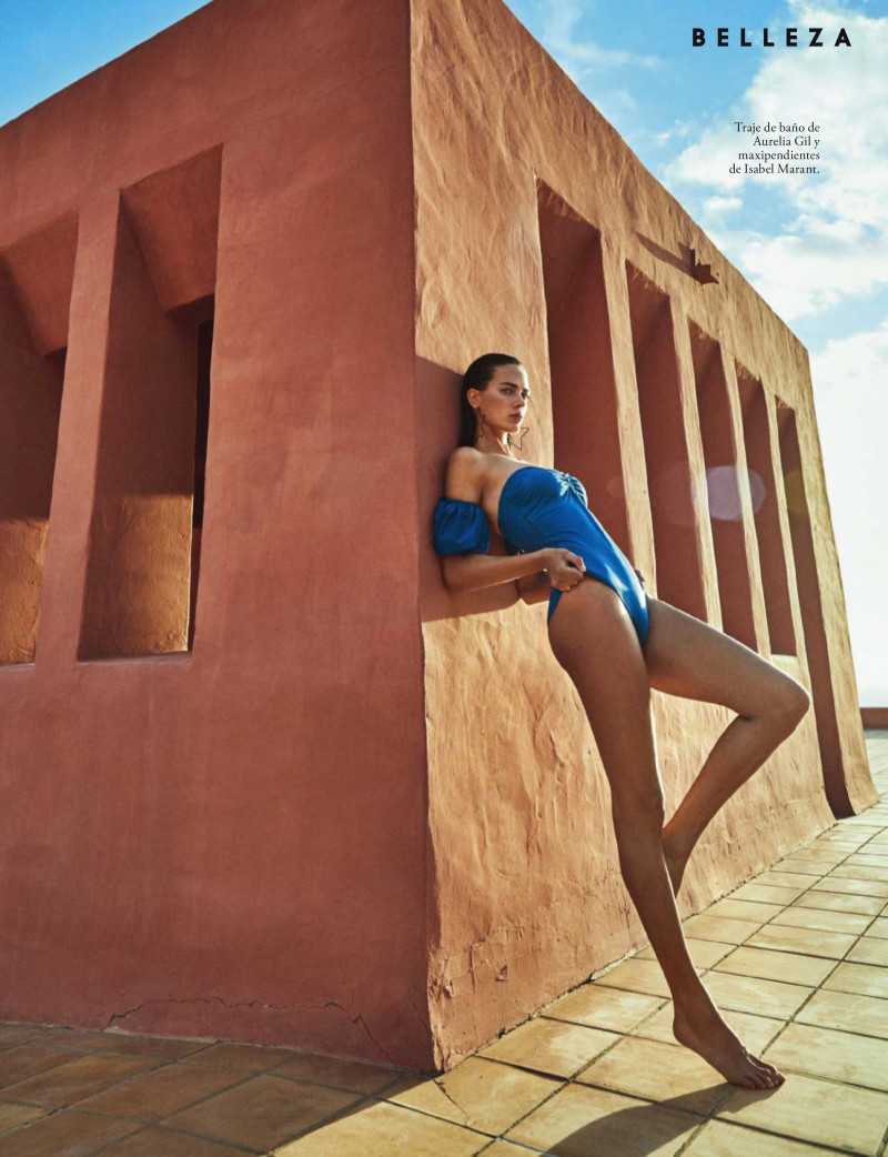 Joy van der Eecken featured in Alíate Con El Sol, June 2021