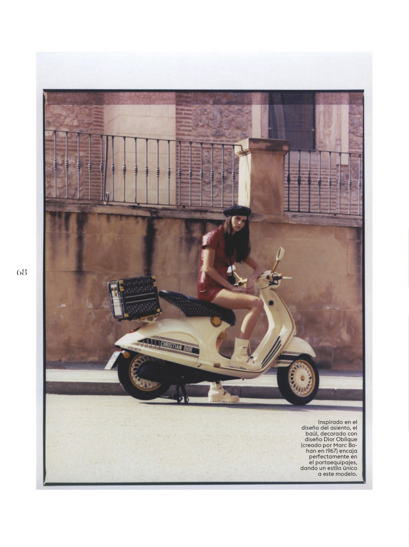 Eloise Cloes featured in Diarios De Motocicleta, June 2021